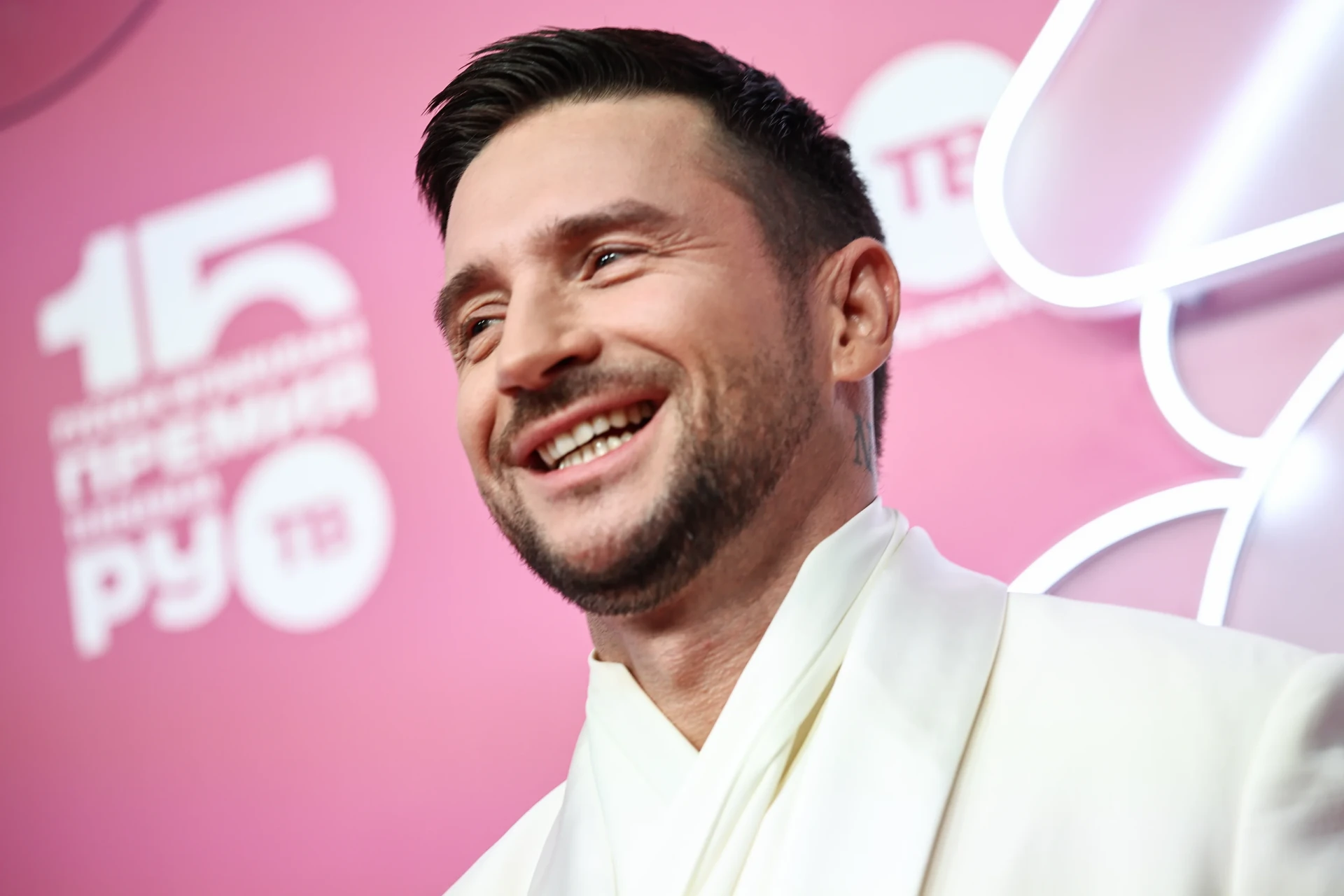 Сергей Лазарев устроил скандал менеджерам перед концертом в Ташкенте